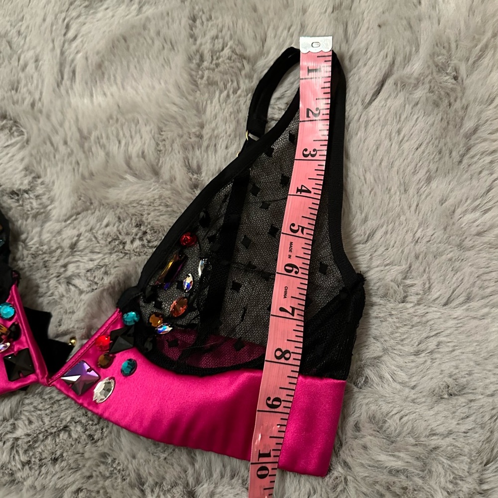 Damaris Chiacchiere Black Silk Square Pattern MeshV-Plunge Jeweled PinkSatin Bra - Picture 15 of 16